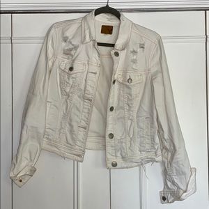 White vintage jean jacket